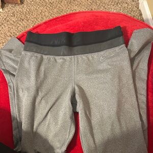 Nike Womens Charcoal Leggings
